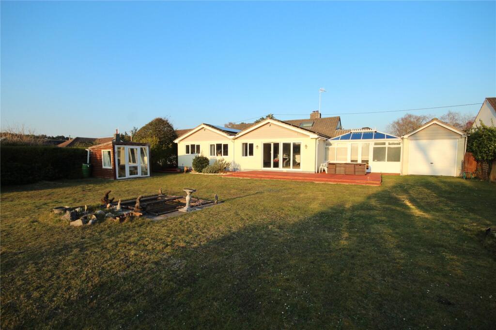 Oaks Drive, St. Leonards, Ringwood, Hampshire, BH24