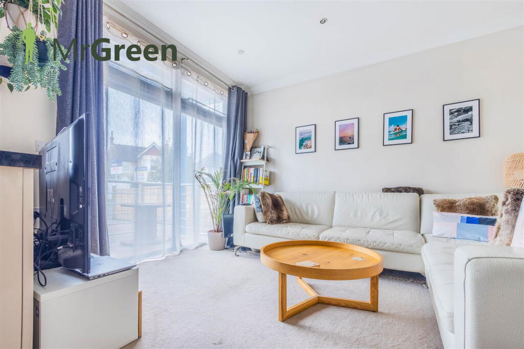 Additional image 5 of 28 Stourcliffe Avenue, Bournemouth, BH6 3PT