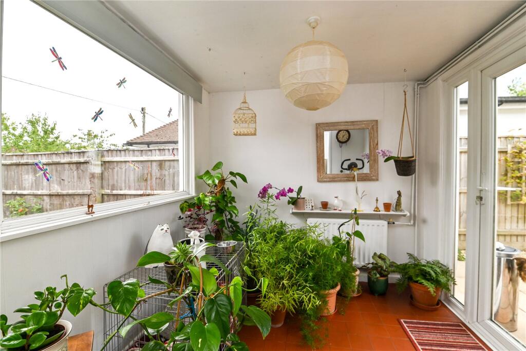 Additional image 10 of Leigh Road, New Milton, Hampshire, BH25