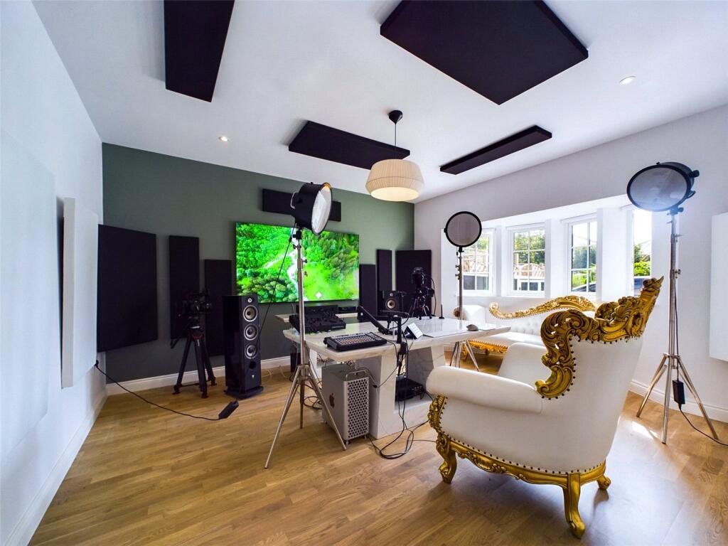 Additional image 10 of Browning Avenue, Boscombe Manor, Bournemouth, Dorset, BH5