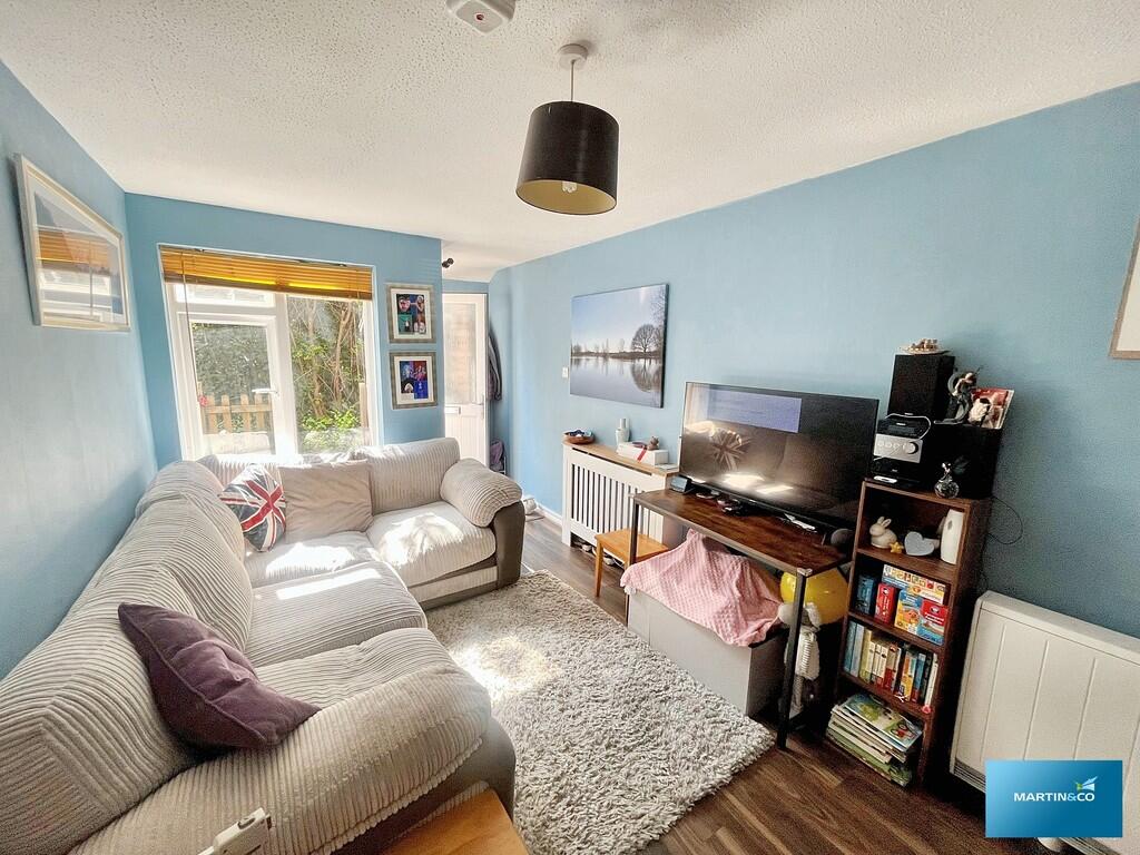 Additional image 2 of Cotswold Close