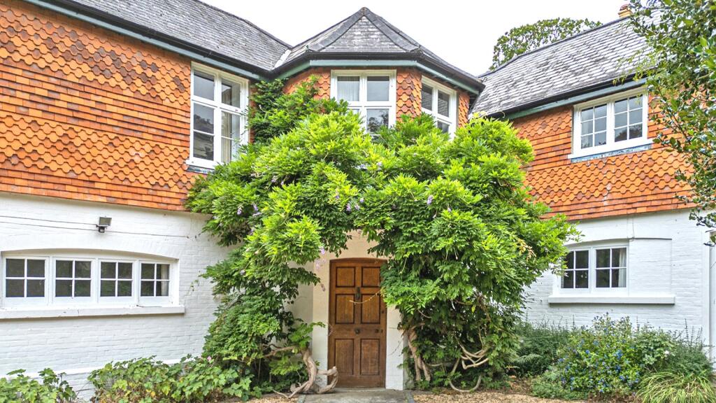 Additional image 27 of Lyndhurst Road, Christchurch, Dorset, BH23