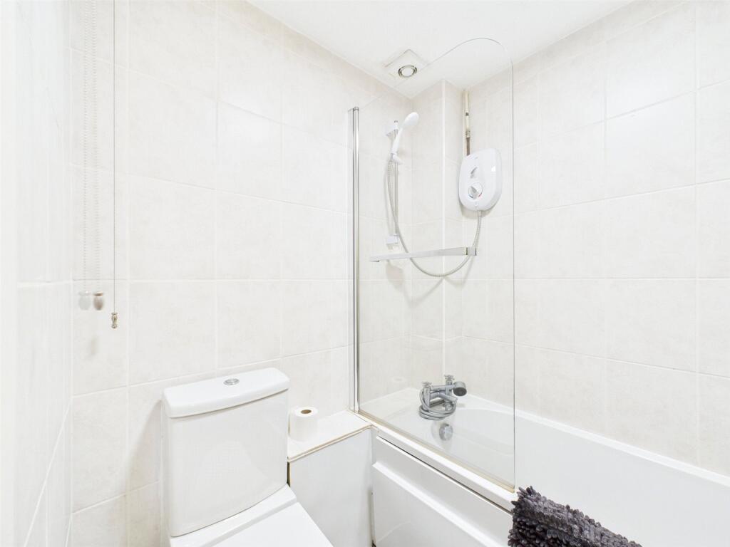 Additional image 6 of Dennistoun Avenue, Christchurch, Dorset, BH23