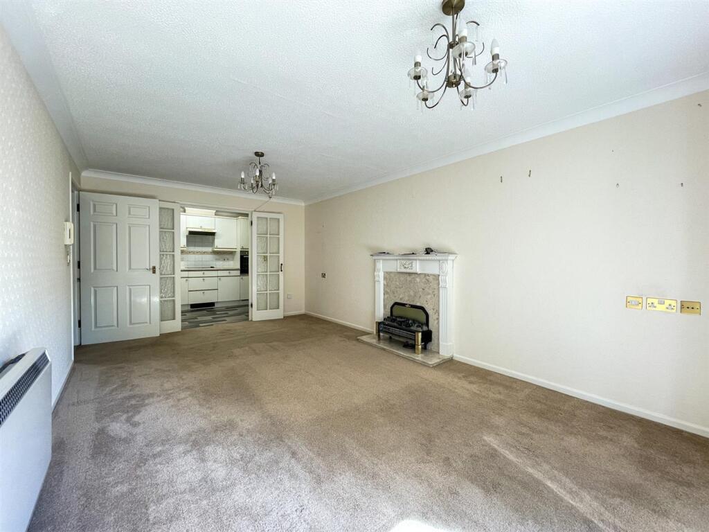 Additional image 5 of Fernlea Avenue, Ferndown