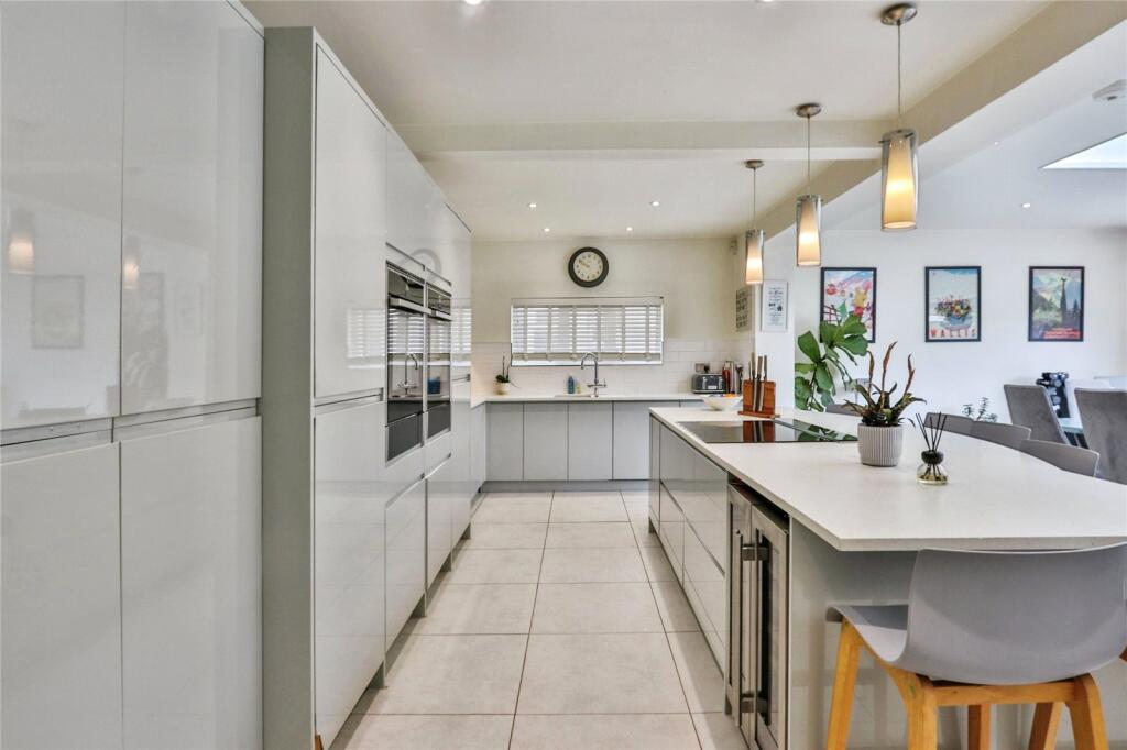 Additional image 9 of Queens Park Avenue, Bournemouth, Dorset, BH8