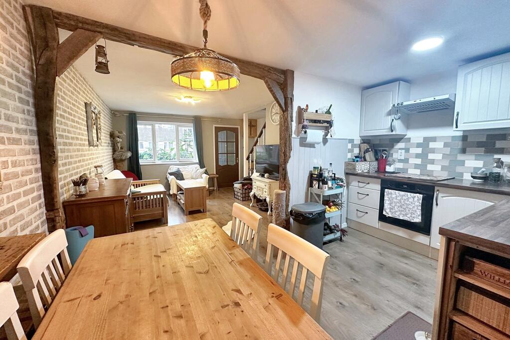 Additional image 4 of Ringwood