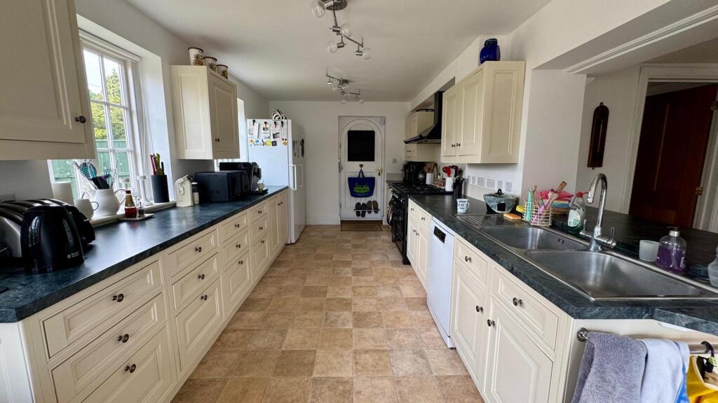 Additional image 22 of Wimborne Road, Corfe Mullen, Wimborne