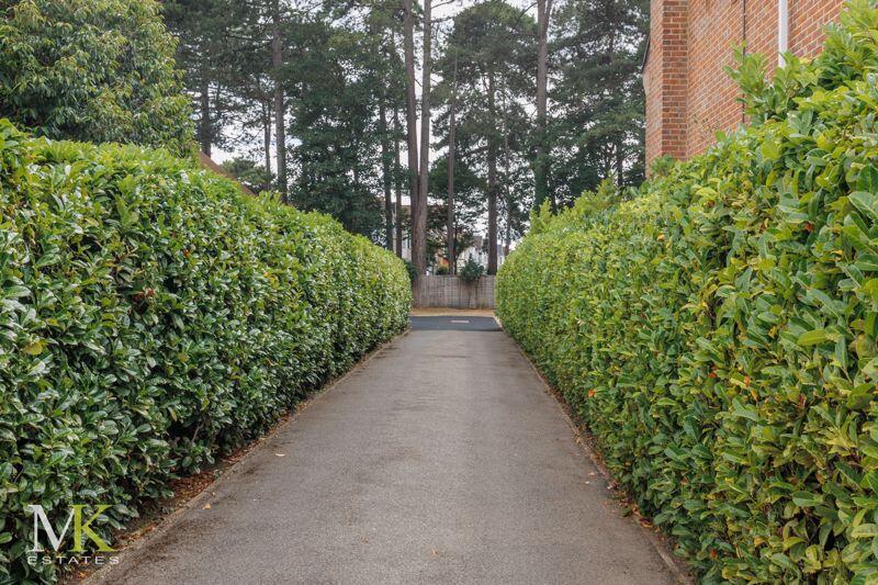 Additional image 8 of Thistlebarrow Road, Bournemouth