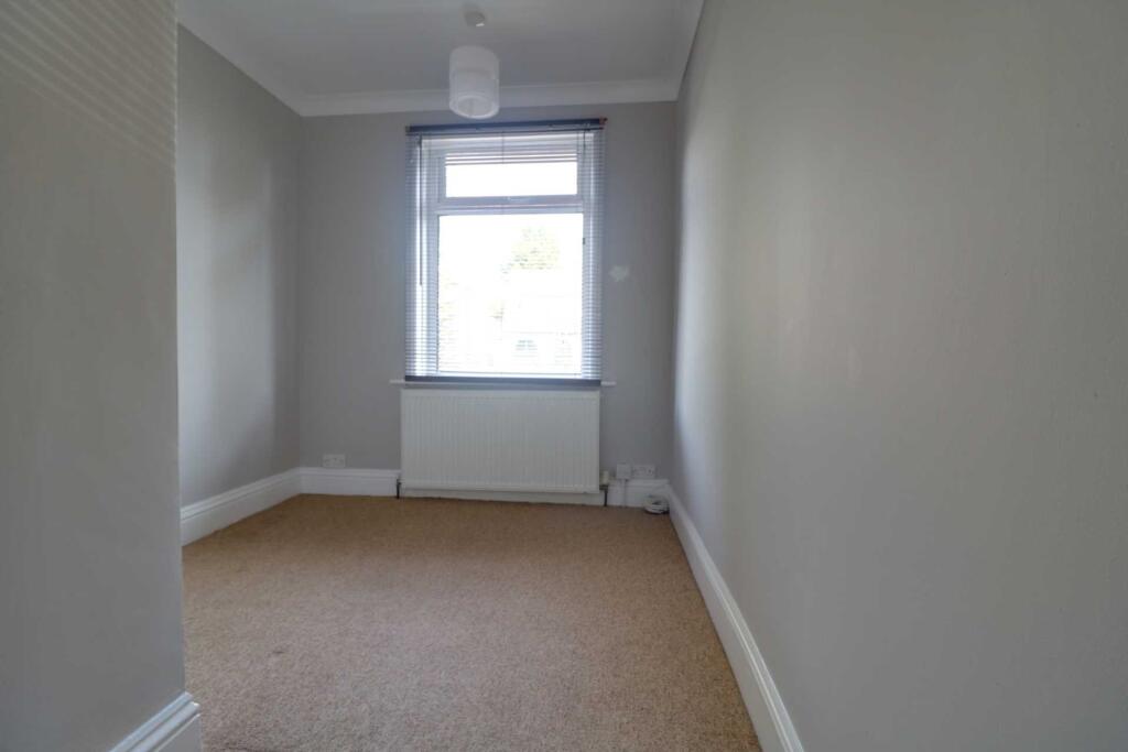 Additional image 5 of Close Queens Park Border / Charminster * Great Rental*