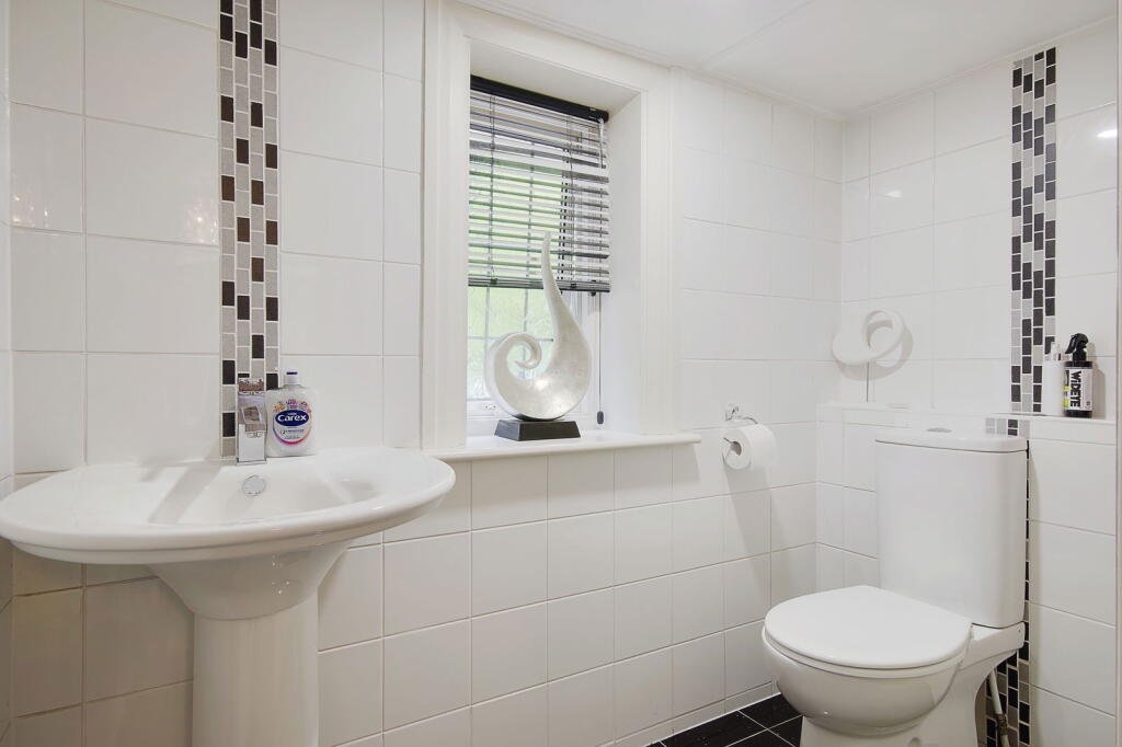 Additional image 7 of Queens Park Avenue, Bournemouth, BH8 9HB