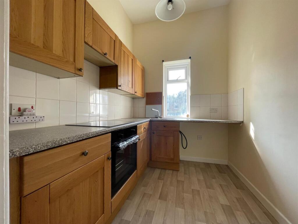 Additional image 3 of York Towers, 5 Pine Tree Glen, Westbourne