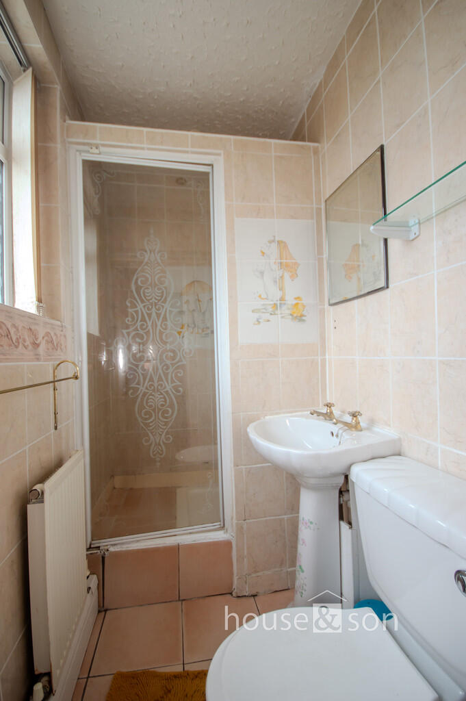 Additional image 24 of Lystra Road, Moordown