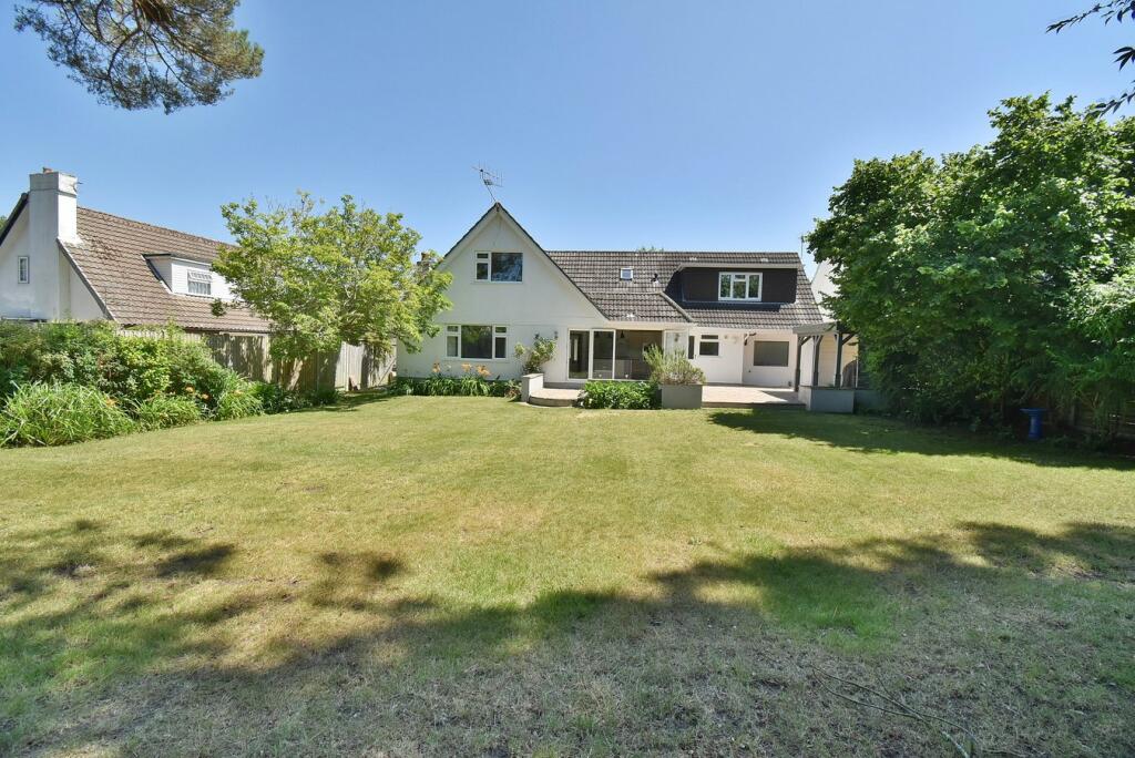 Additional image 28 of Robins Wood Drive, Ferndown, BH22