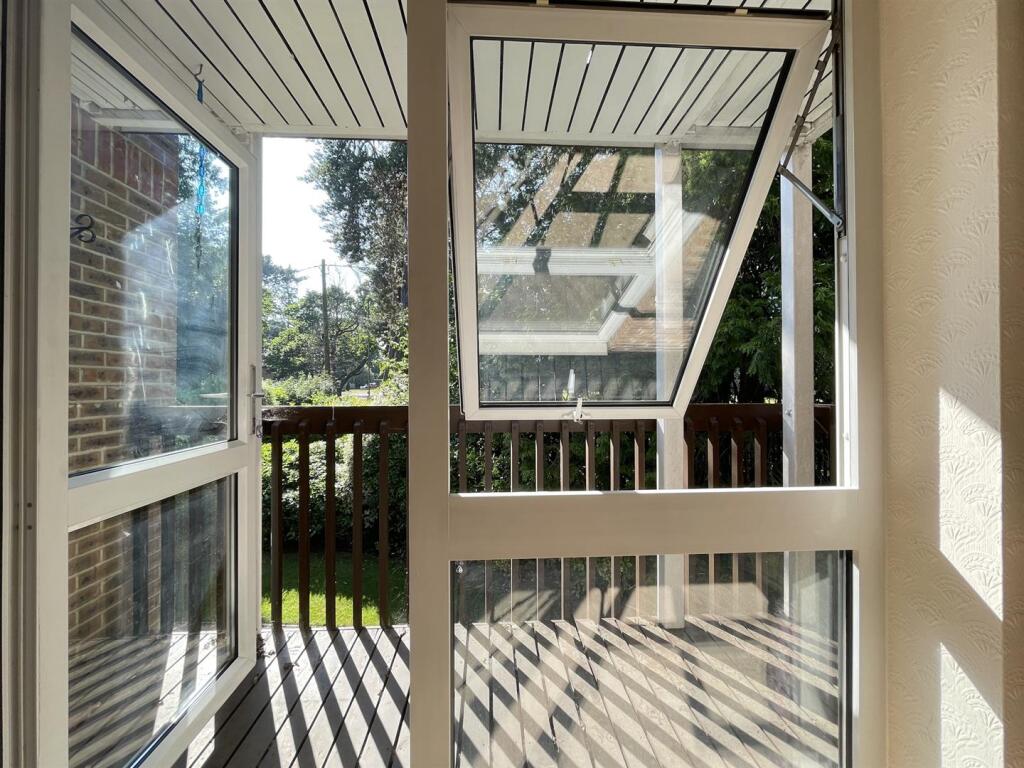 Additional image 6 of Fernlea Avenue, Ferndown