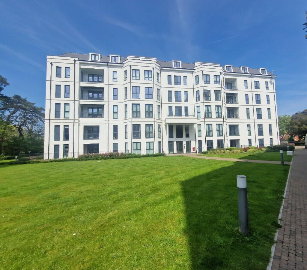 West Cliff Road, Bournemouth, Dorset, BH2