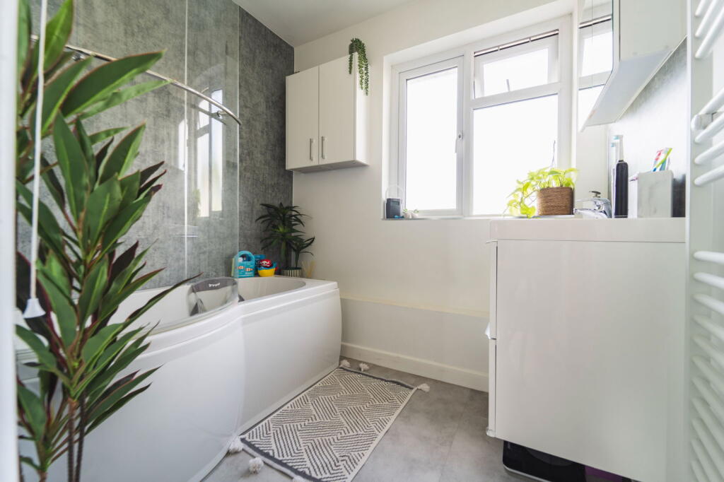 Additional image 17 of St. Johns Road, Christchurch, BH23 1LX