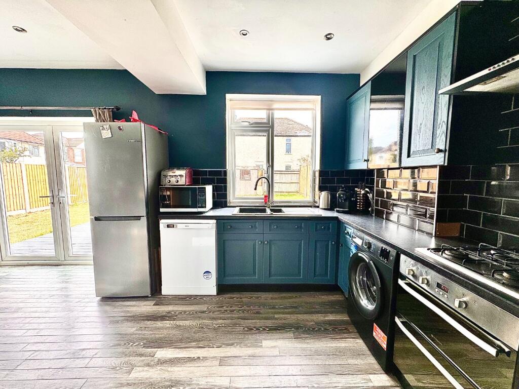 Additional image 7 of Castlemain Avenue, Bournemouth, Dorset, BH6 5EW