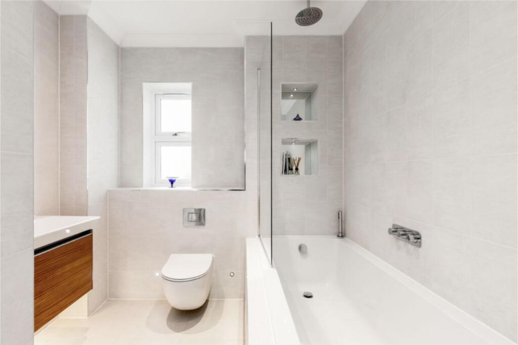 Additional image 37 of Gravel Hill, Wimborne, BH21