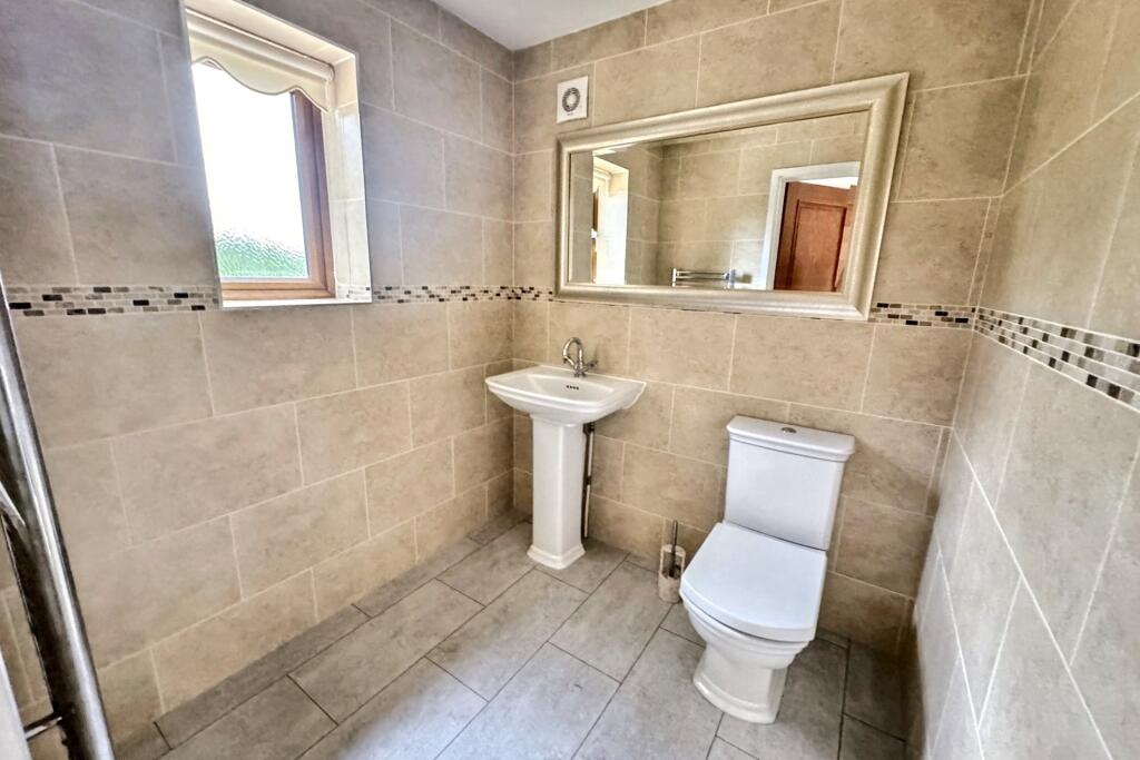 Additional image 8 of Horton