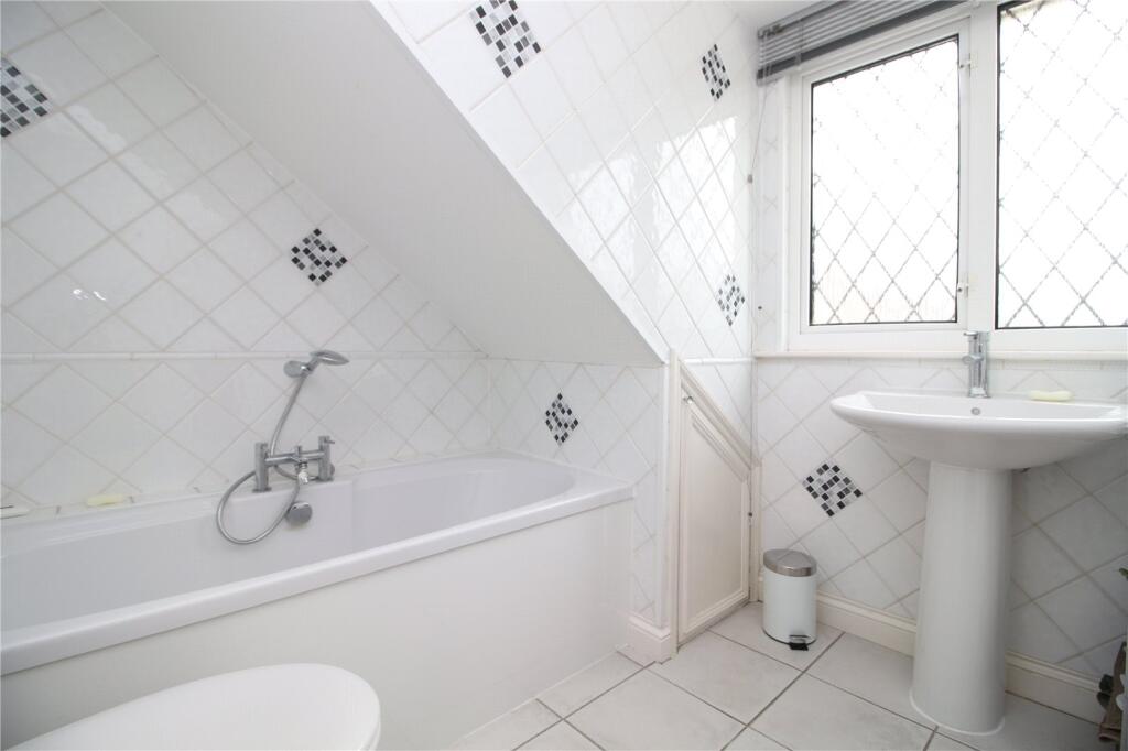 Additional image 23 of Barton Court Avenue, Barton On Sea, Hampshire, BH25