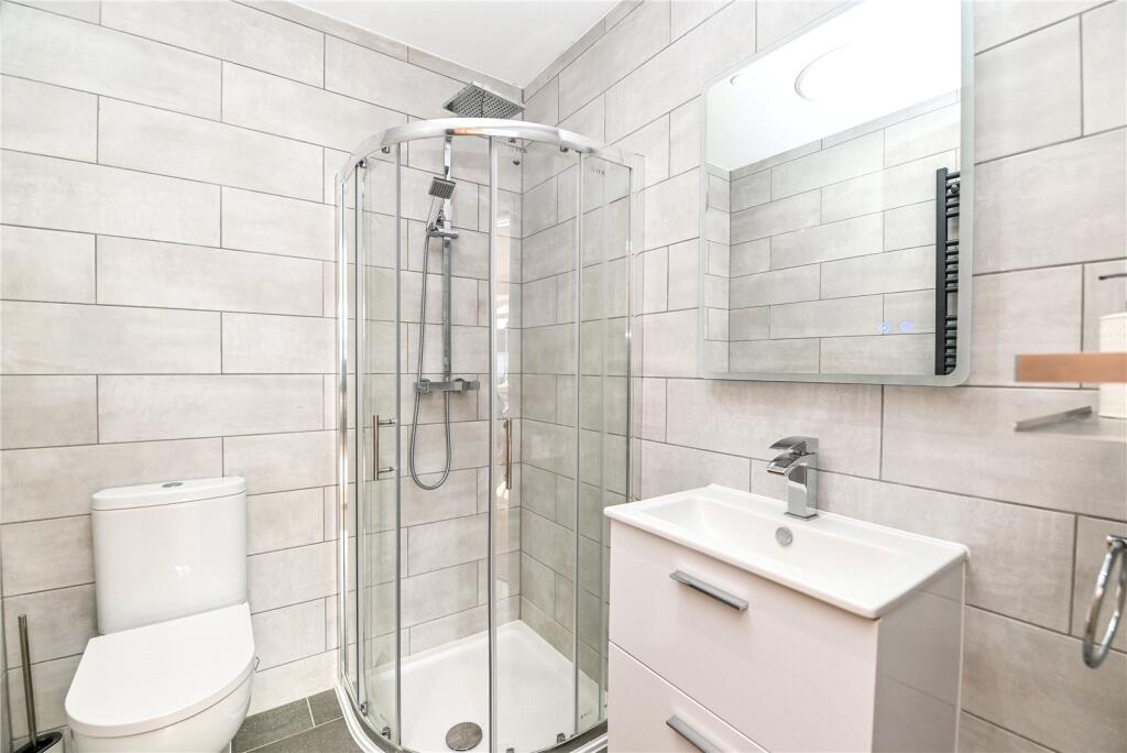 Additional image 9 of Barton Way, Barton on Sea, New Milton, Hampshire, BH25