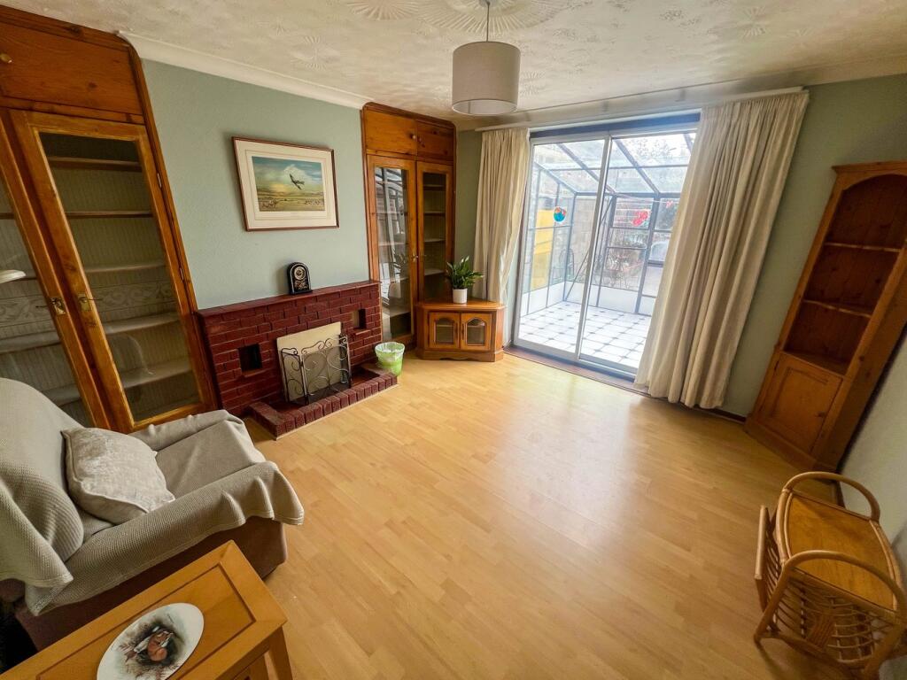 Additional image 10 of Gordon Road, Wimborne, BH21