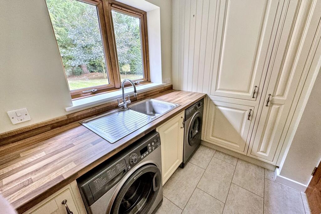 Additional image 9 of Horton