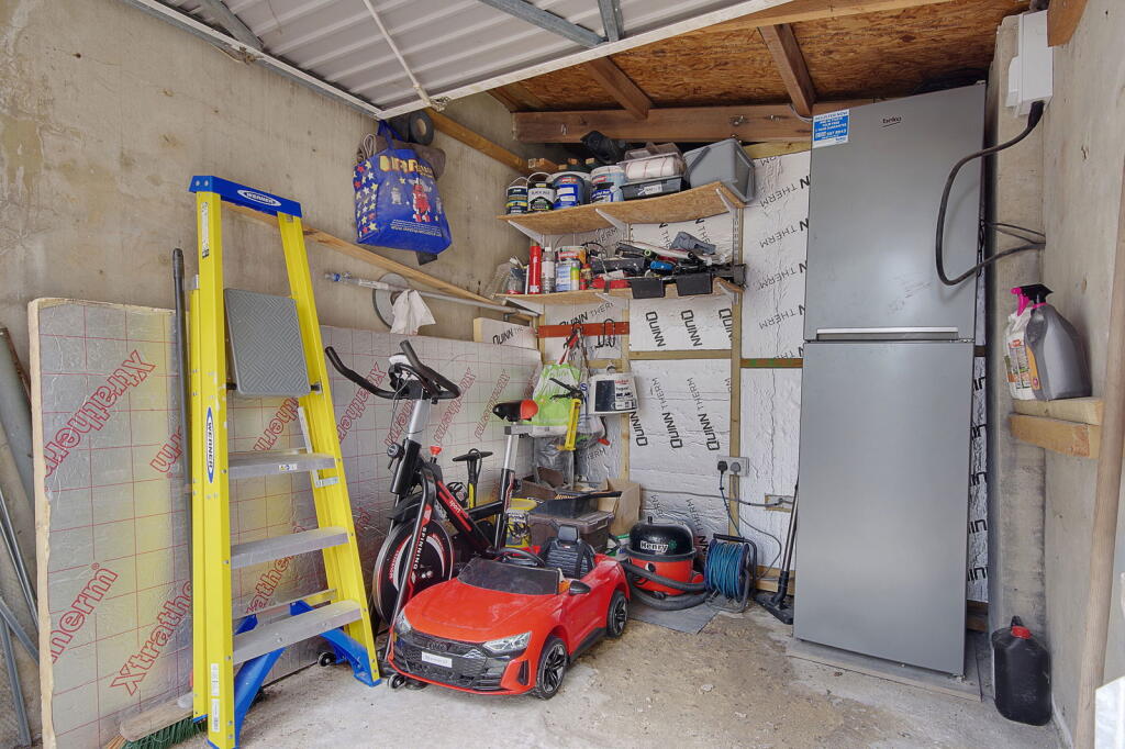 Additional image 37 of Queens Park, Bournemouth, BH8 9HZ