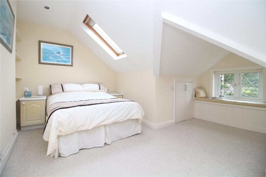 Additional image 21 of Barton Court Avenue, Barton On Sea, Hampshire, BH25
