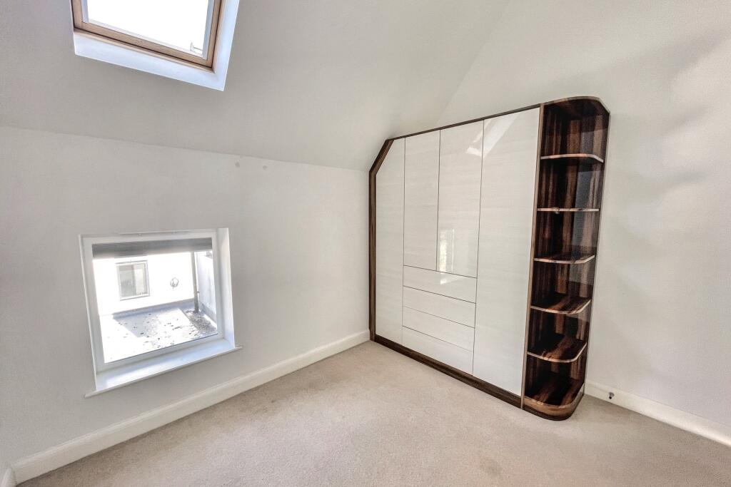 Additional image 23 of Queens Park