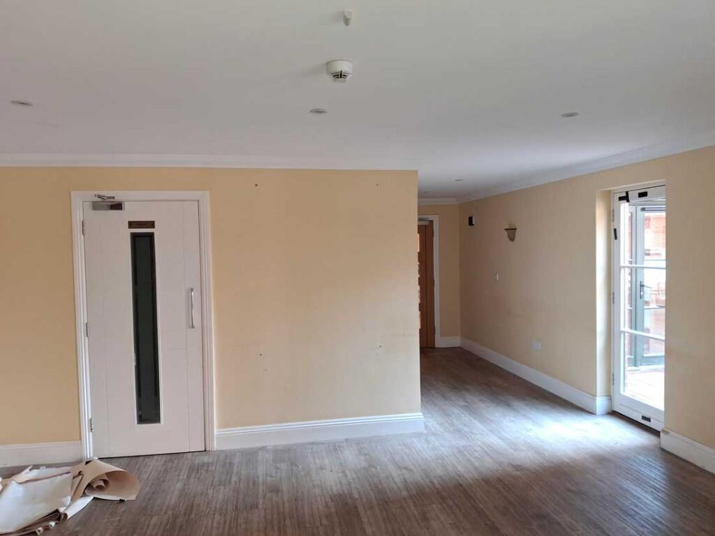 Additional image 4 of 41a and 41b High Street, Christchurch, Dorset, BH23