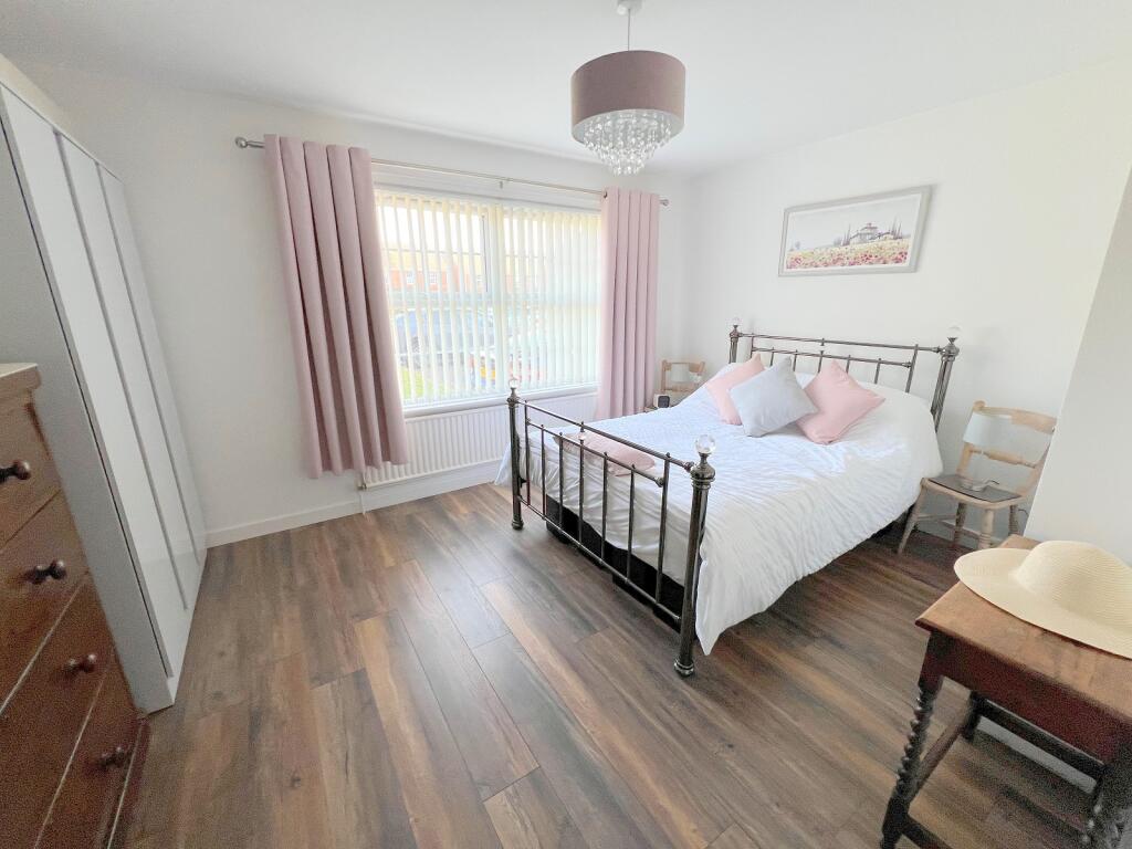 Additional image 17 of Knighton Park, Sea Road, Barton On Sea, New Milton, Hampshire. BH25 7PG