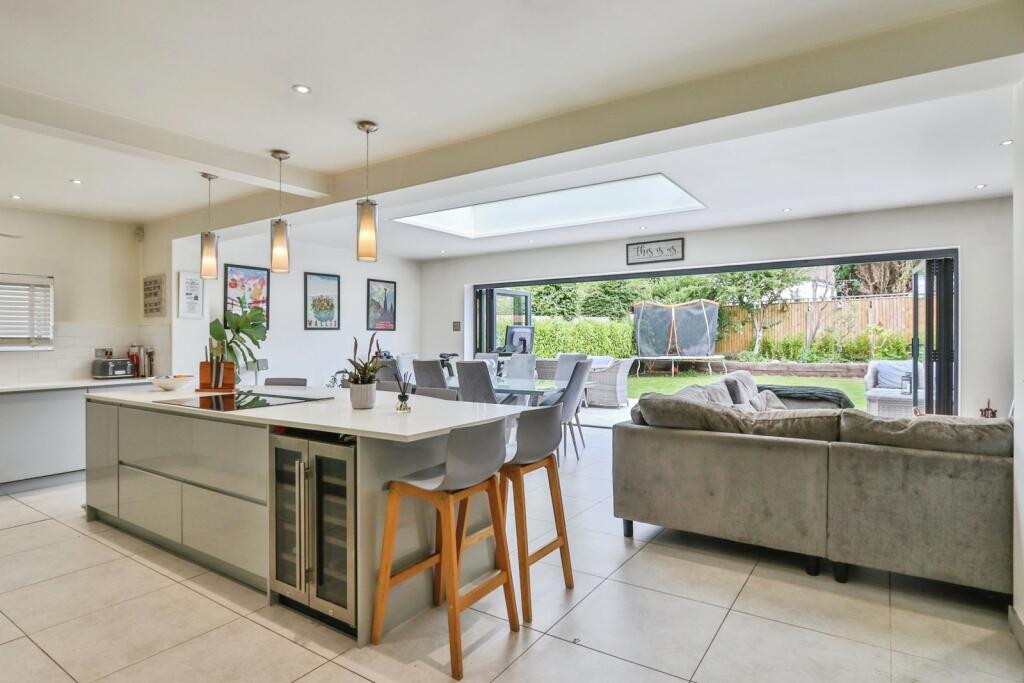 Additional image 10 of Queens Park Avenue, Bournemouth, Dorset, BH8