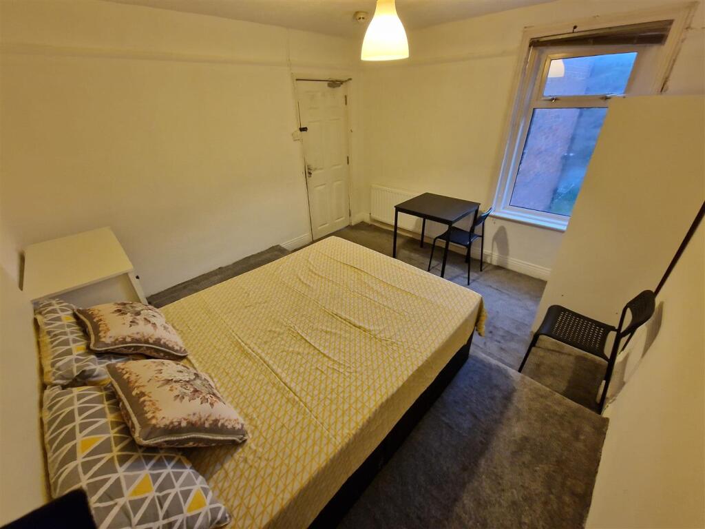 Additional image 4 of Four Stones, Bournemouth, BH1