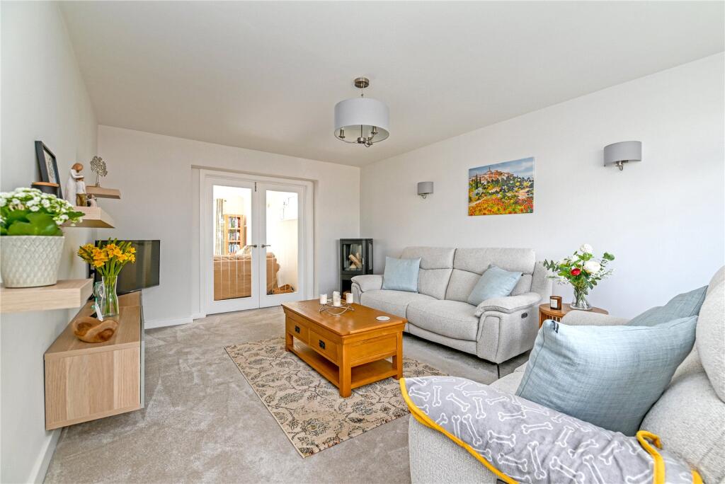 Additional image 21 of Barton Drive, Barton on Sea, New Milton, Hampshire, BH25