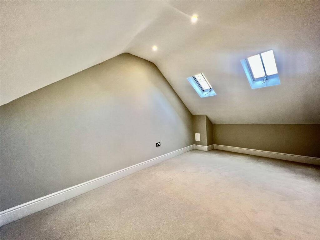 Additional image 26 of Stapehill Abbey, 276 Wimborne Road West