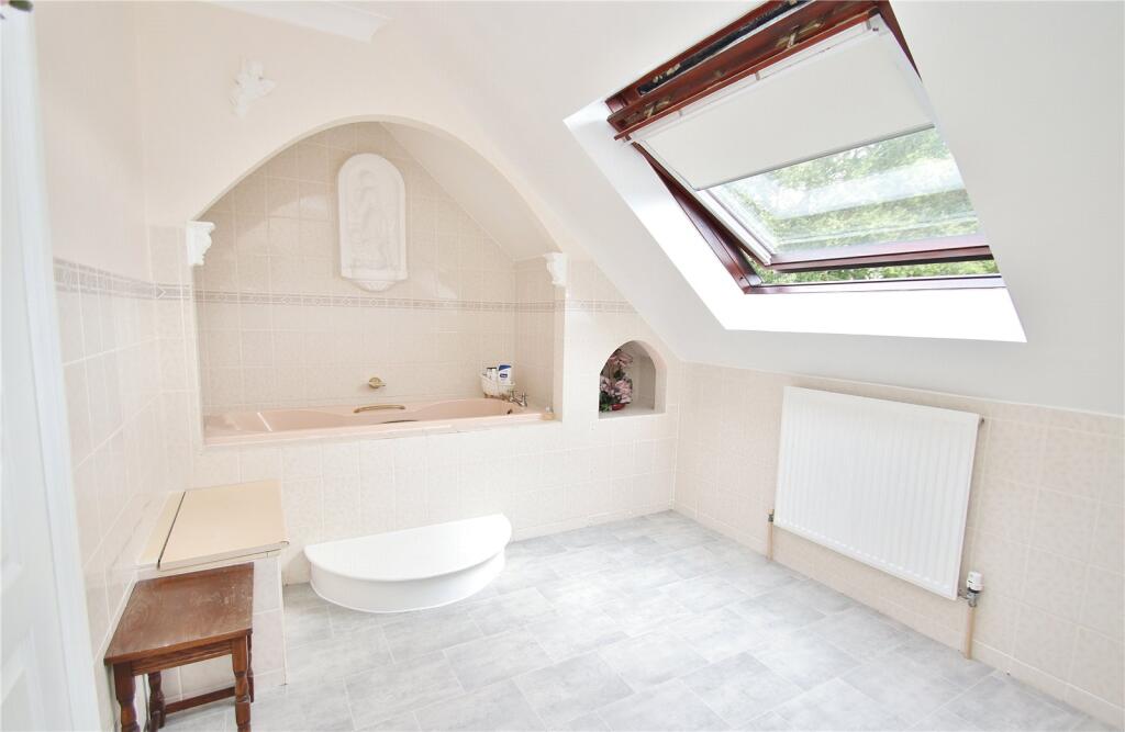Additional image 23 of Woodlinken Drive, Verwood, Dorset, BH31