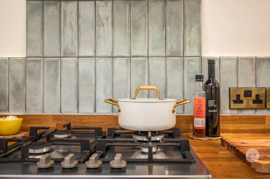 Additional image 10 of Astley House, Richmond Park Road, Bournemouth, BH8 8UA