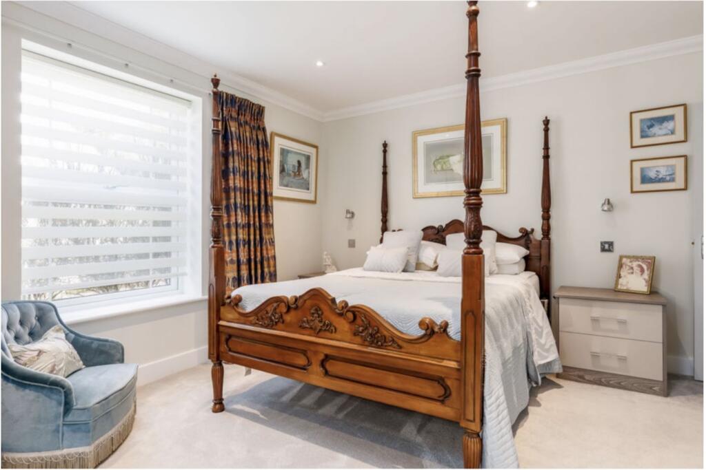 Additional image 14 of Gravel Hill, Wimborne, BH21