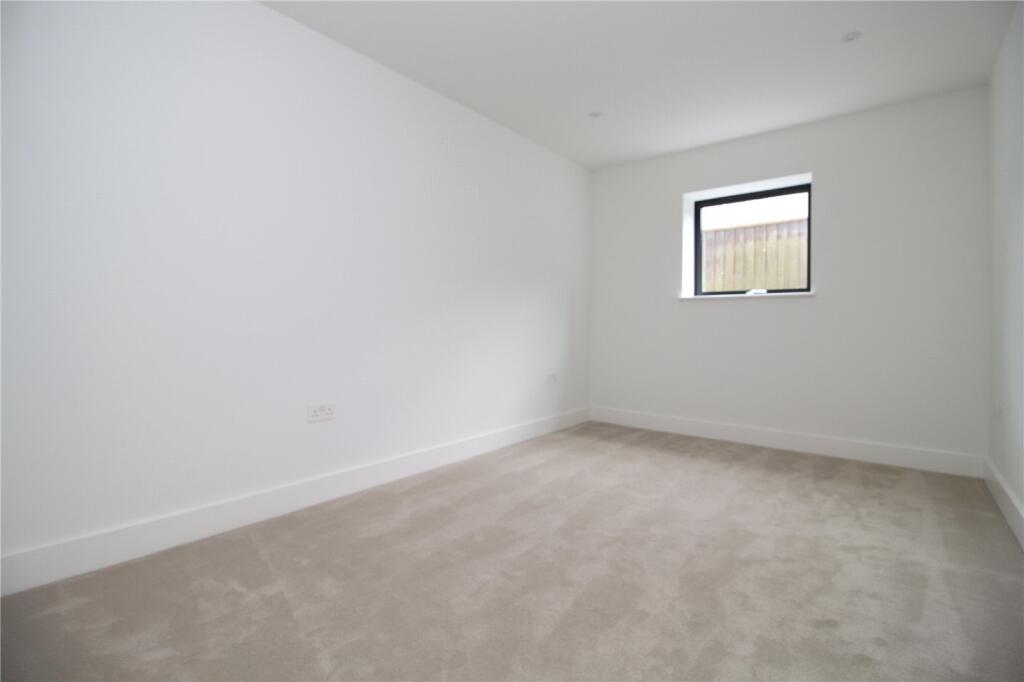 Additional image 16 of First Marine Avenue, Barton On Sea, Hampshire, BH25