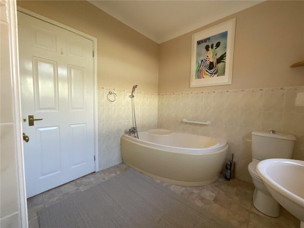 Additional image 8 of Rothesay Drive, Highcliffe, Christchurch, BH23