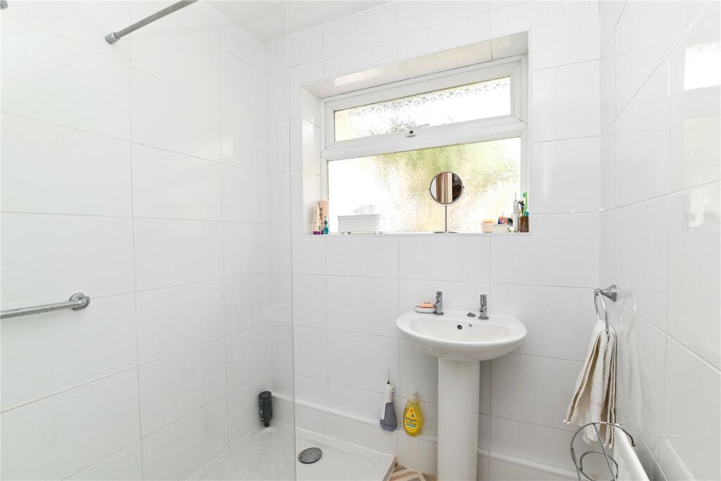 Additional image 9 of Leigh Road, New Milton, Hampshire, BH25