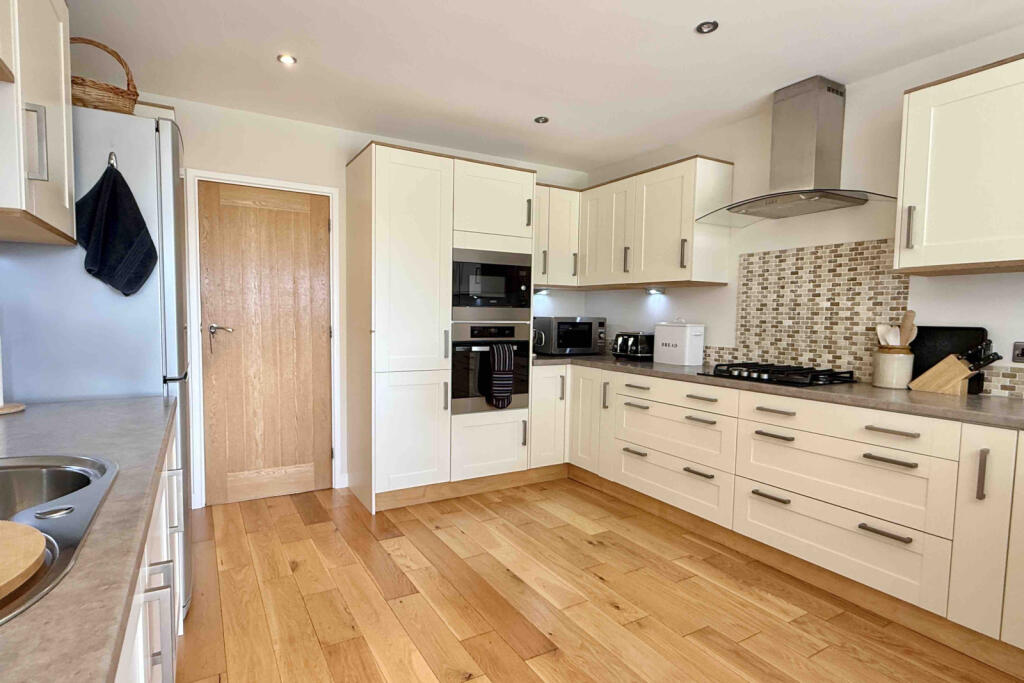 Additional image 6 of Pine Drive, St. Ives, BH24 2LN