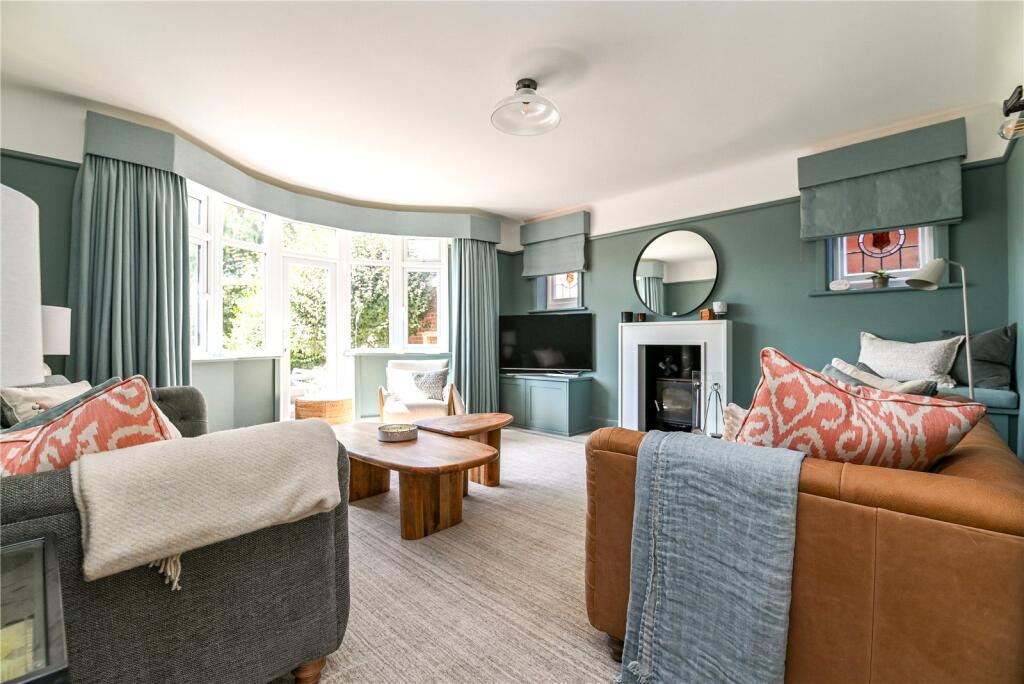 Additional image 19 of Beach Avenue, Barton on Sea, New Milton, Hampshire, BH25