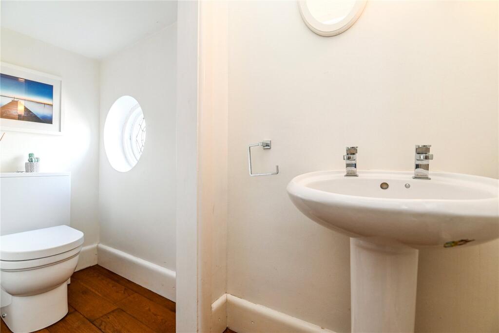 Additional image 6 of Beach Avenue, Barton on Sea, New Milton, Hampshire, BH25