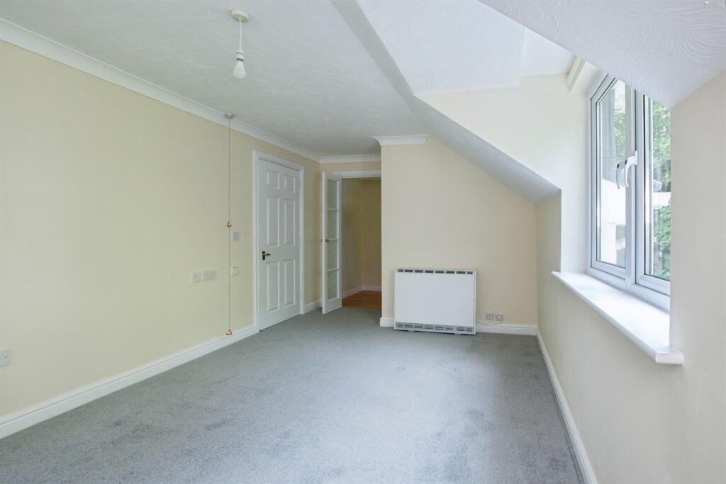 Additional image 3 of St Georges Court, Ringwood Road, Ferndown, BH22