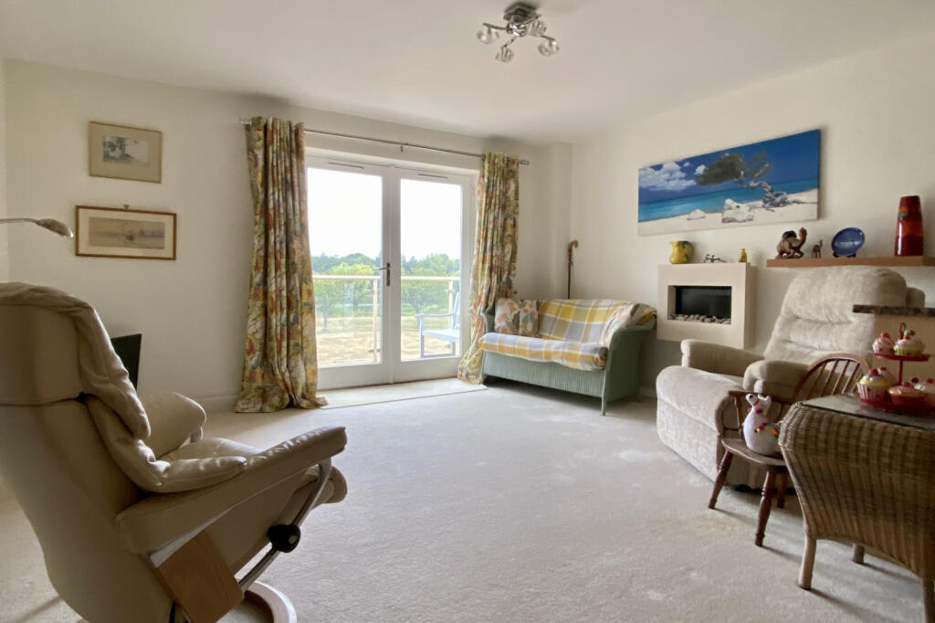 Additional image 6 of Overlooking The Lakes, BH24