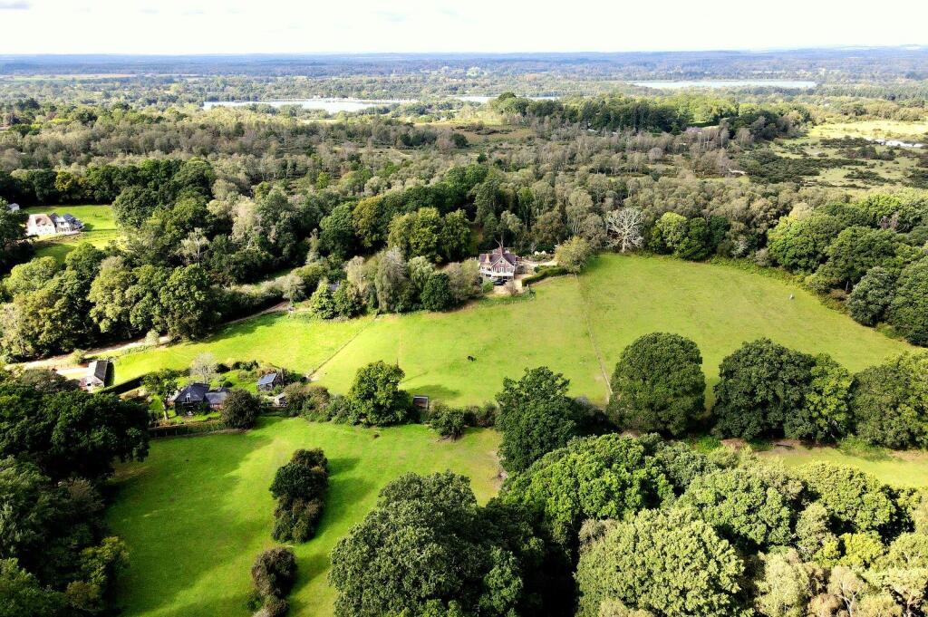 Additional image 38 of Highwood, Ringwood