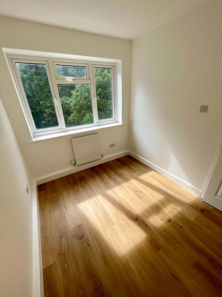 Additional image 10 of Stunning Newly Renovated Flat  - Sea Road - £1600.00 pcm