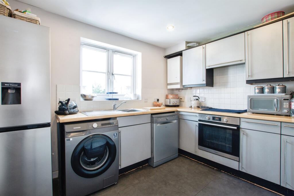 Additional image 17 of Kiln Way, Verwood